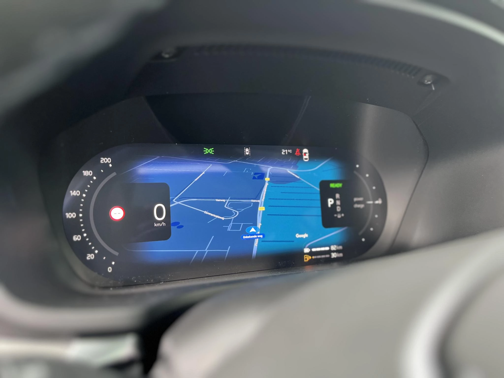 Volvo V60 T8 Plug-in hybrid AWD Ultra Dark