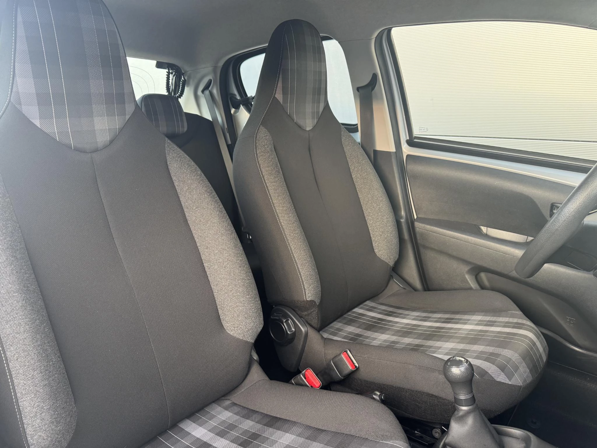 Peugeot-108-image-24