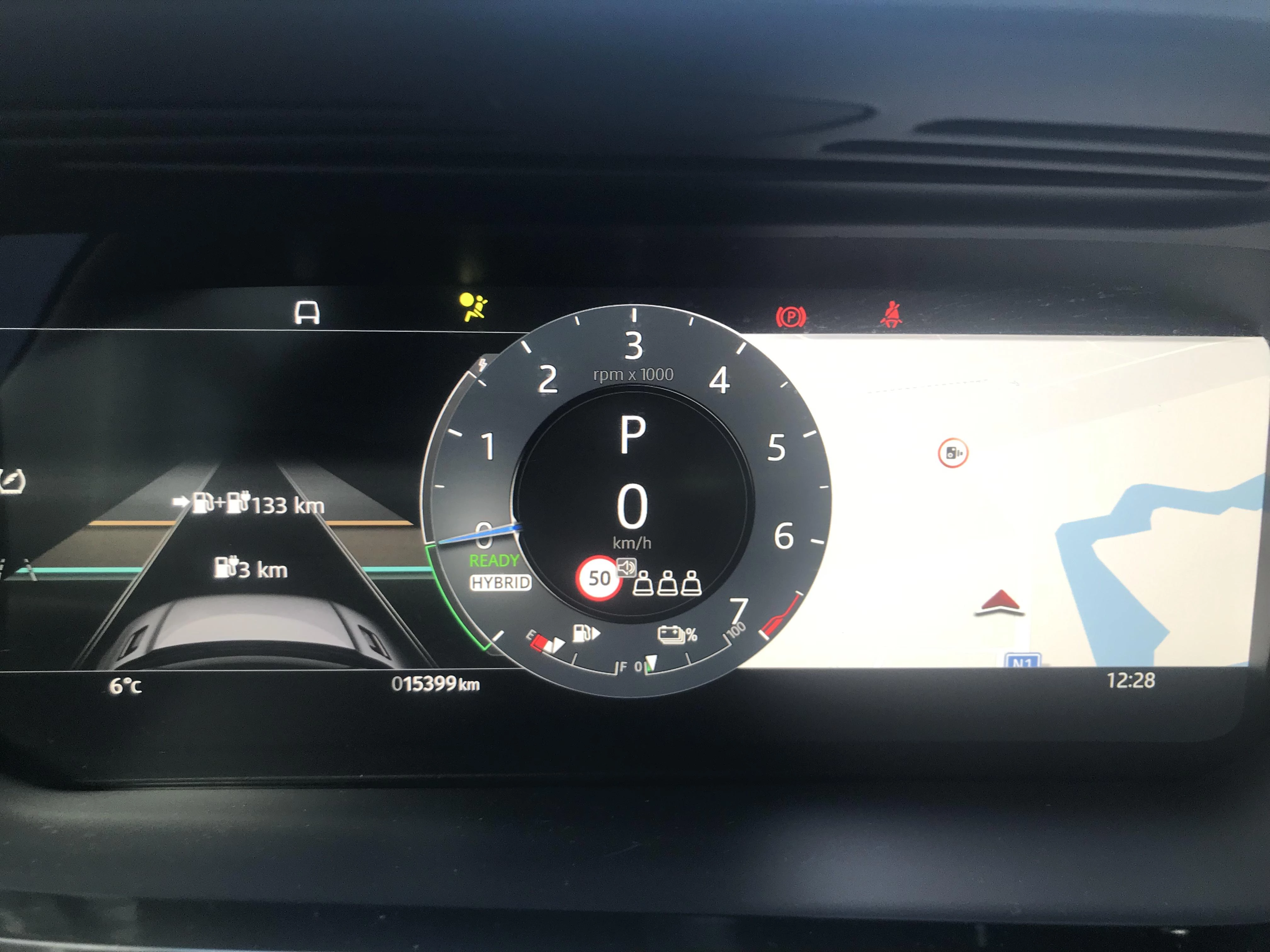 Land Rover-Range Rover Evoque-image-25