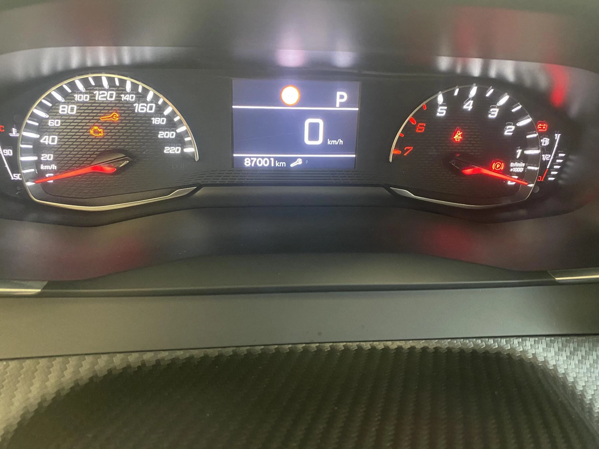 Peugeot-2008-image-11