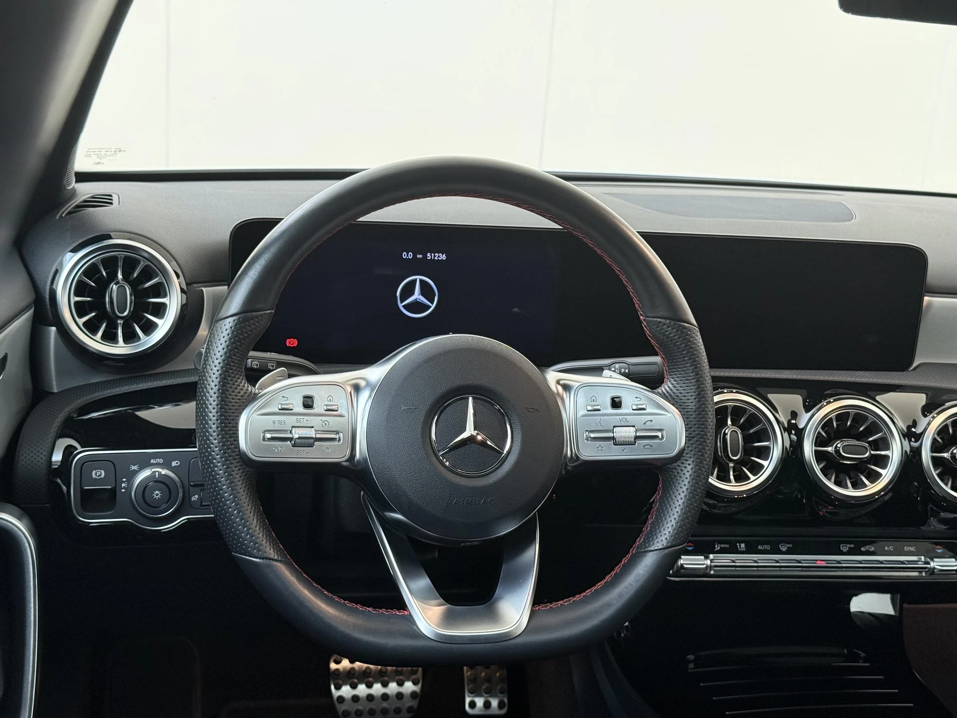 Mercedes-Benz A-Klasse 180 Business Solution AMG