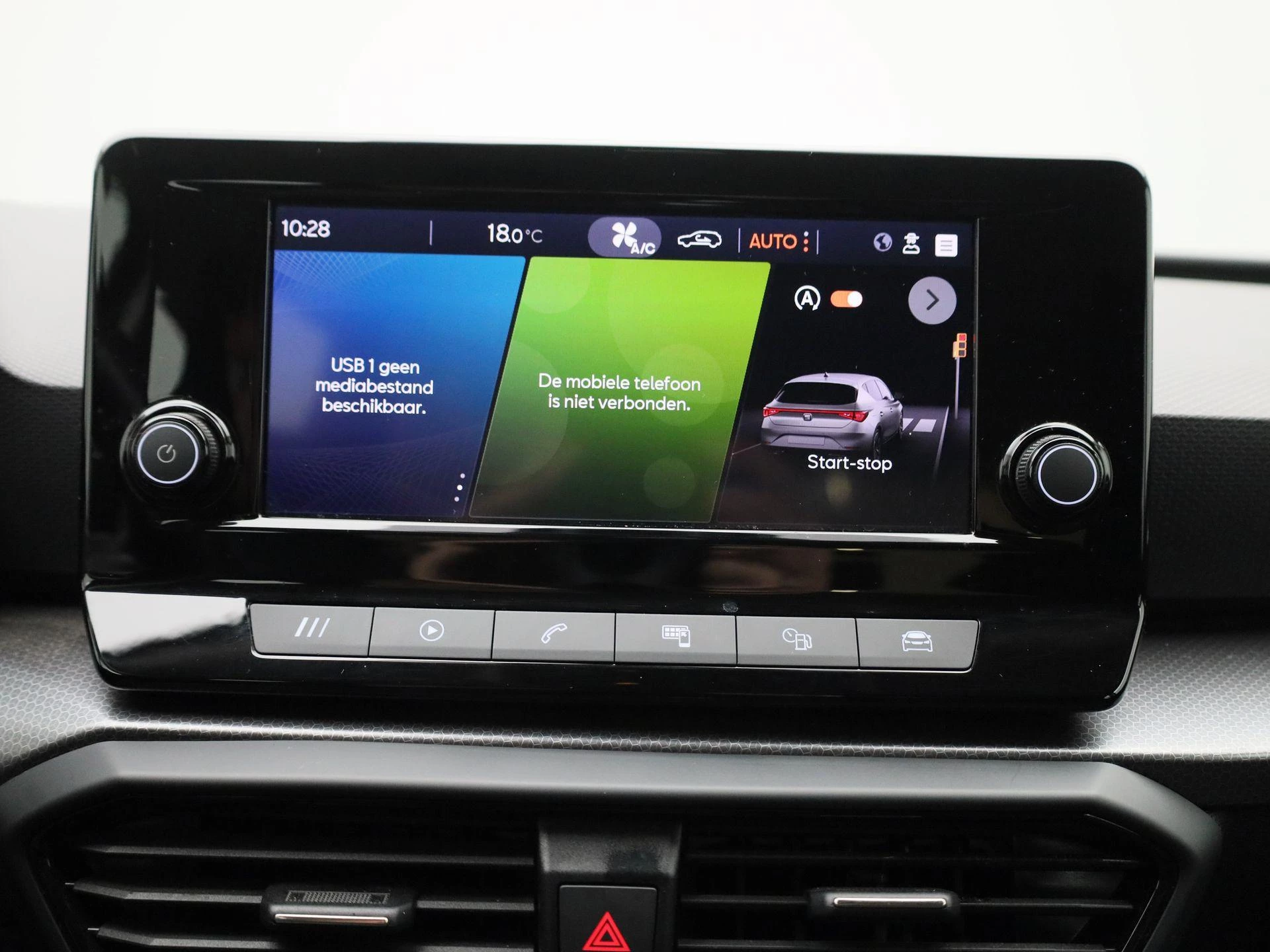 SEAT-Leon-image-15