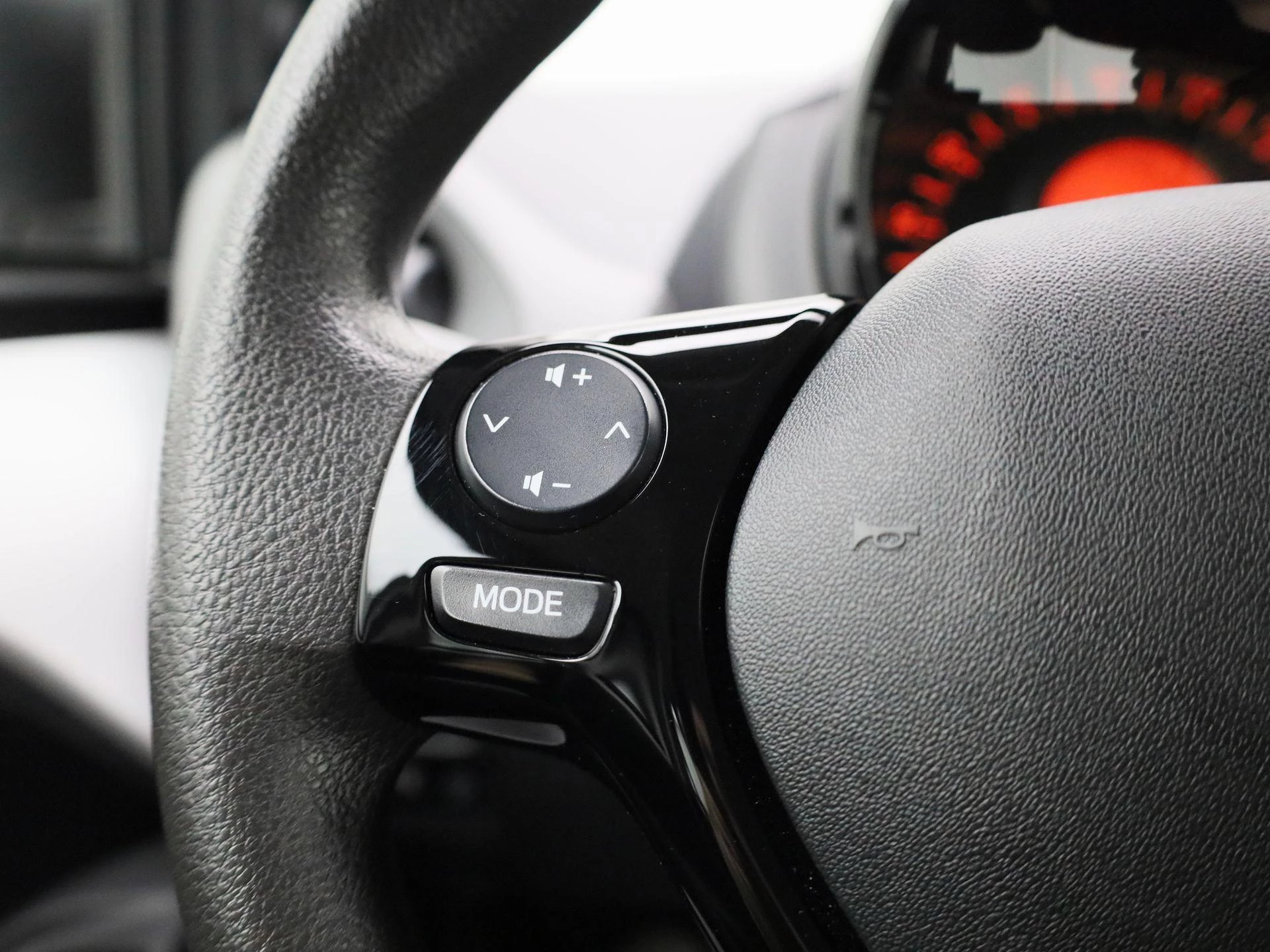 Peugeot-108-image-17