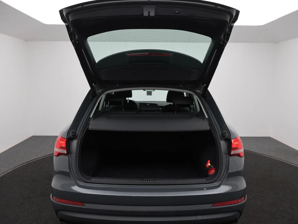 Audi-Q3-image-9