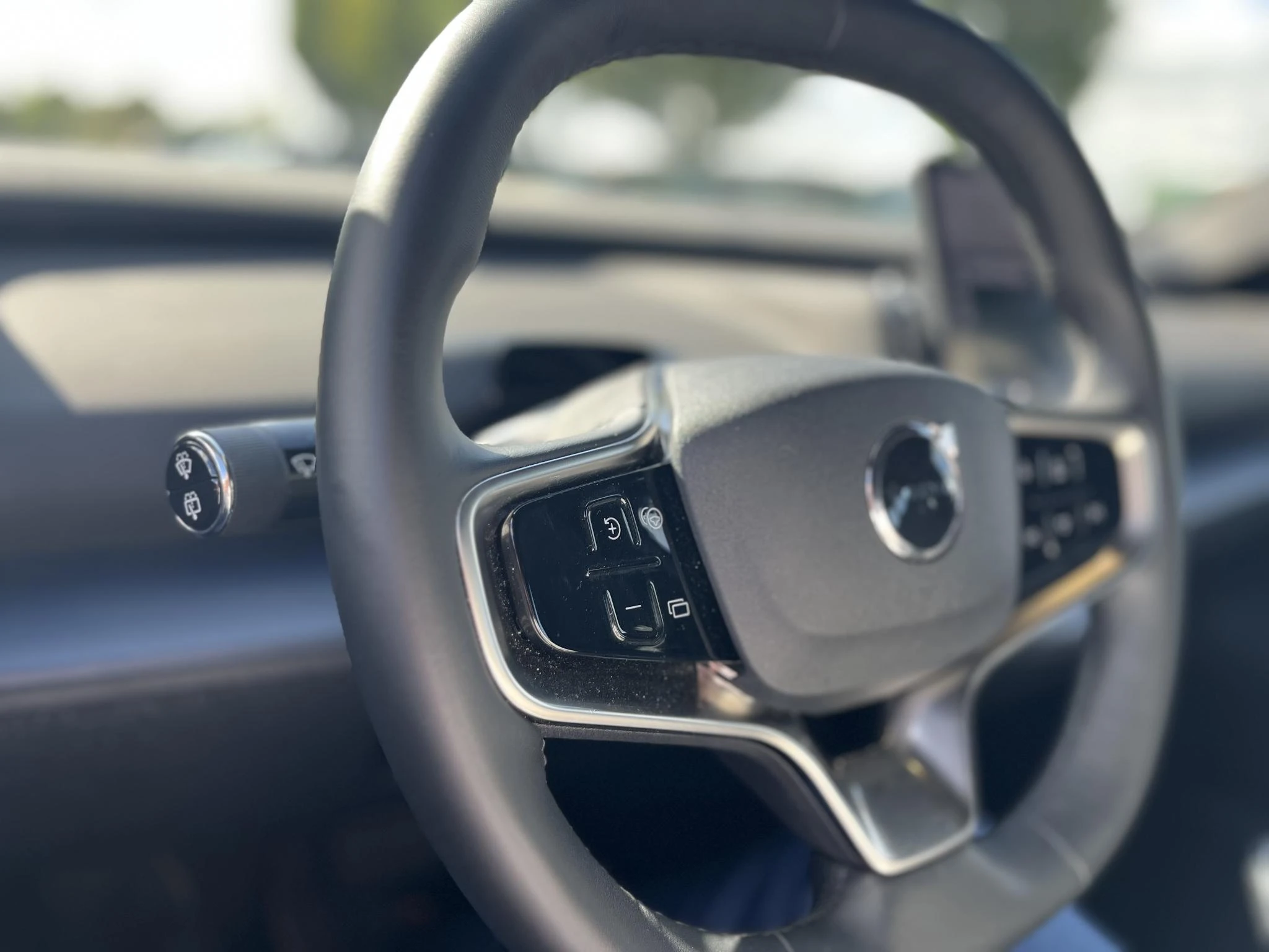 Volvo-EX30-image-9