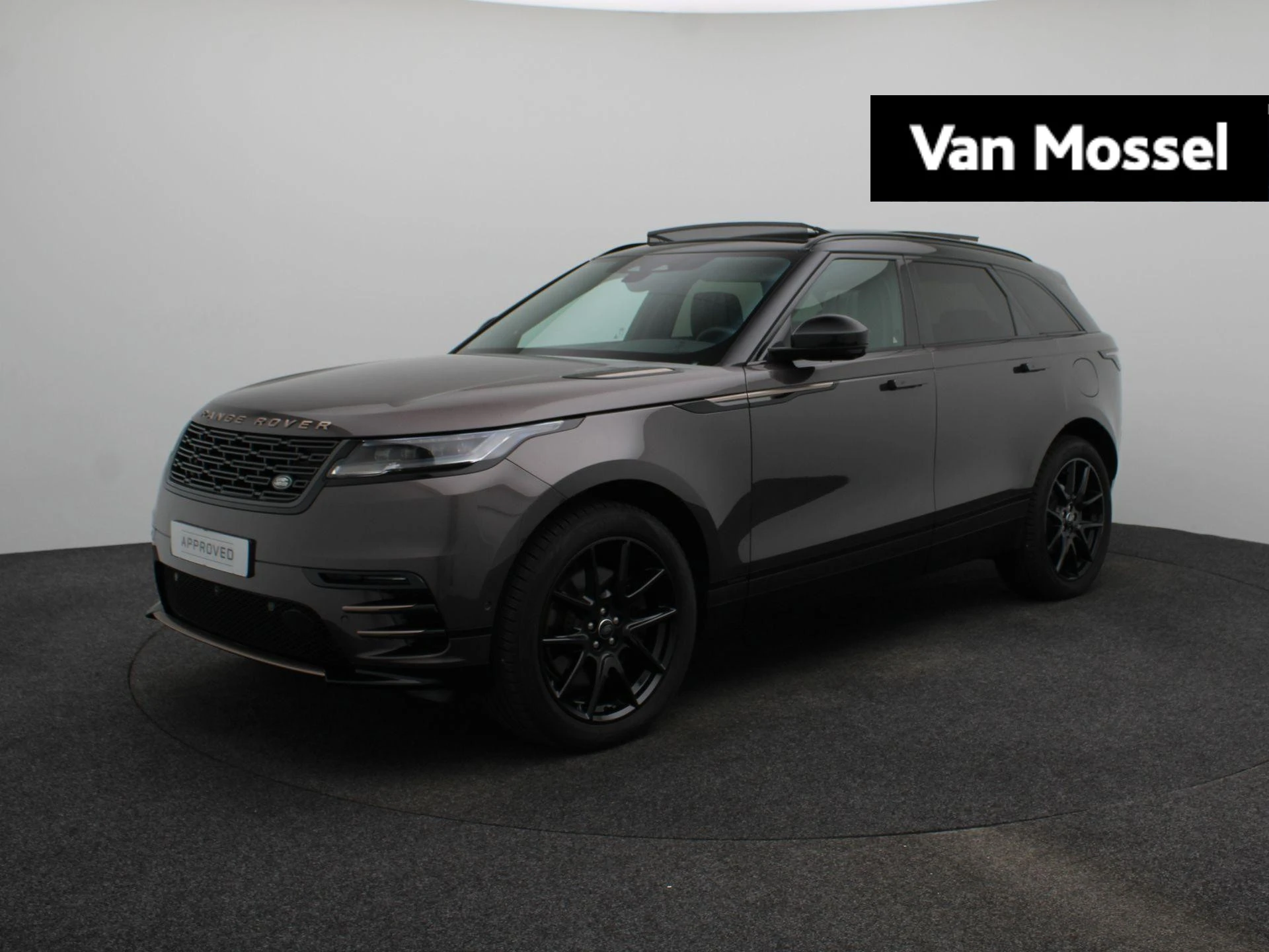 Land Rover-Range Rover Velar-image-0
