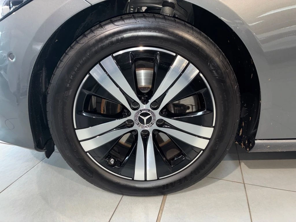 Mercedes-Benz-C-Klasse 200 d-image-18