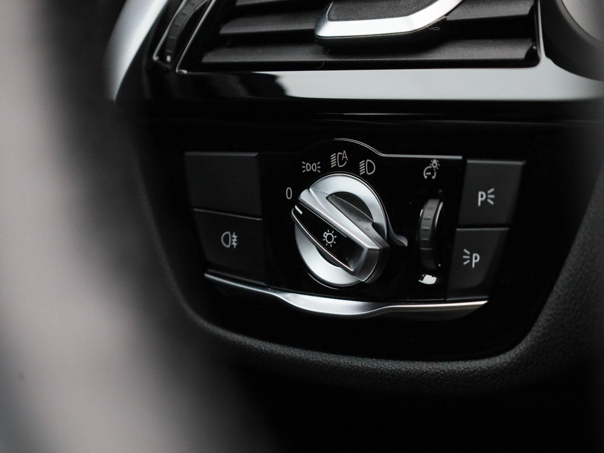 BMW-5 Serie-image-30