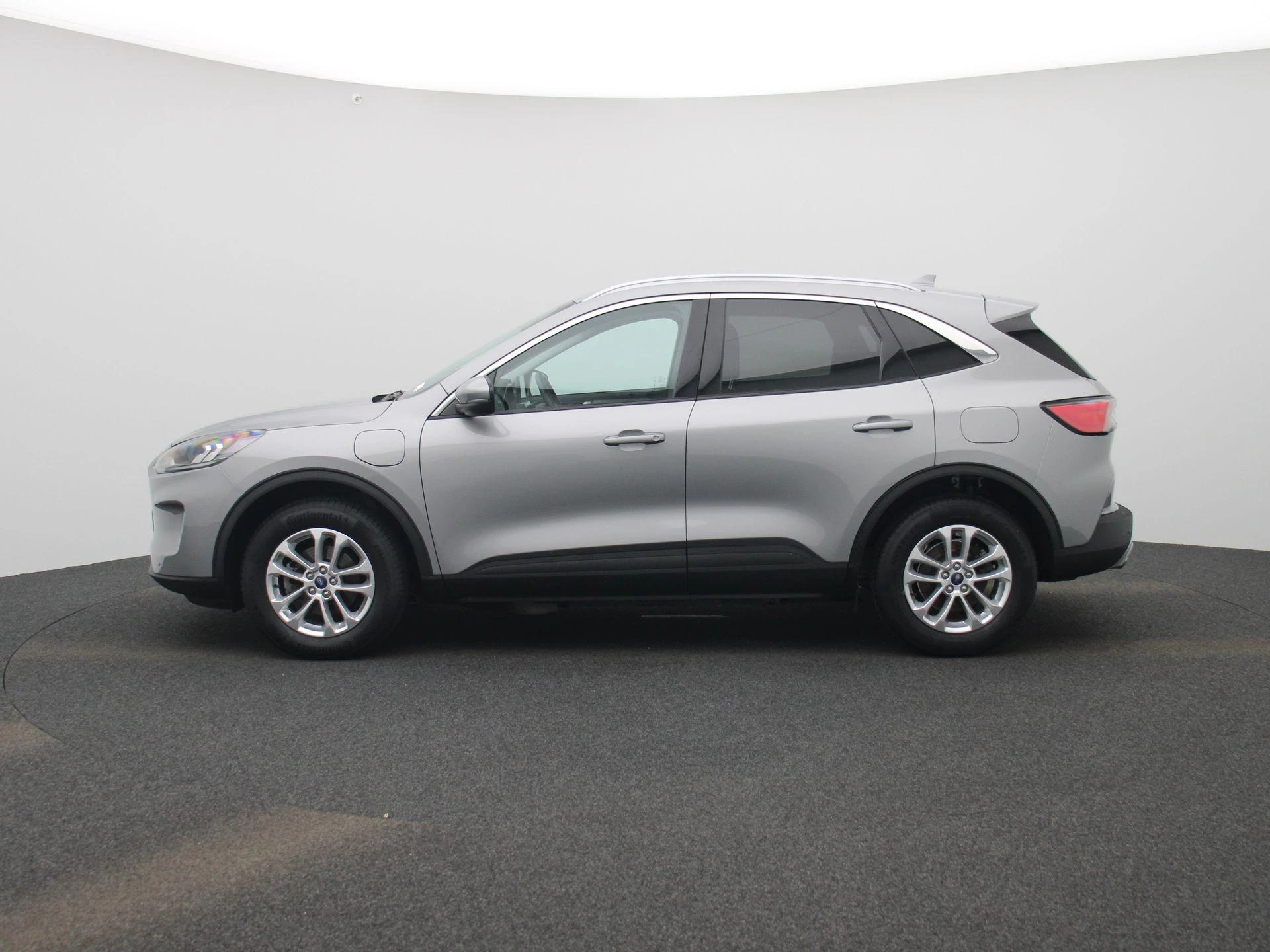 Ford Kuga 2.5i PHEV Aut. 165kW Titanium