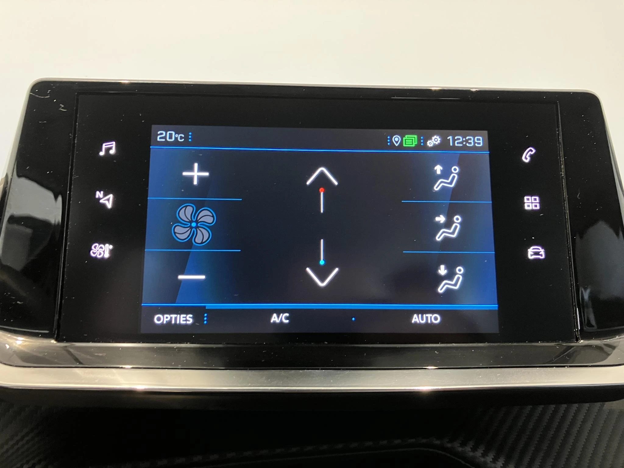 Peugeot-2008-image-24