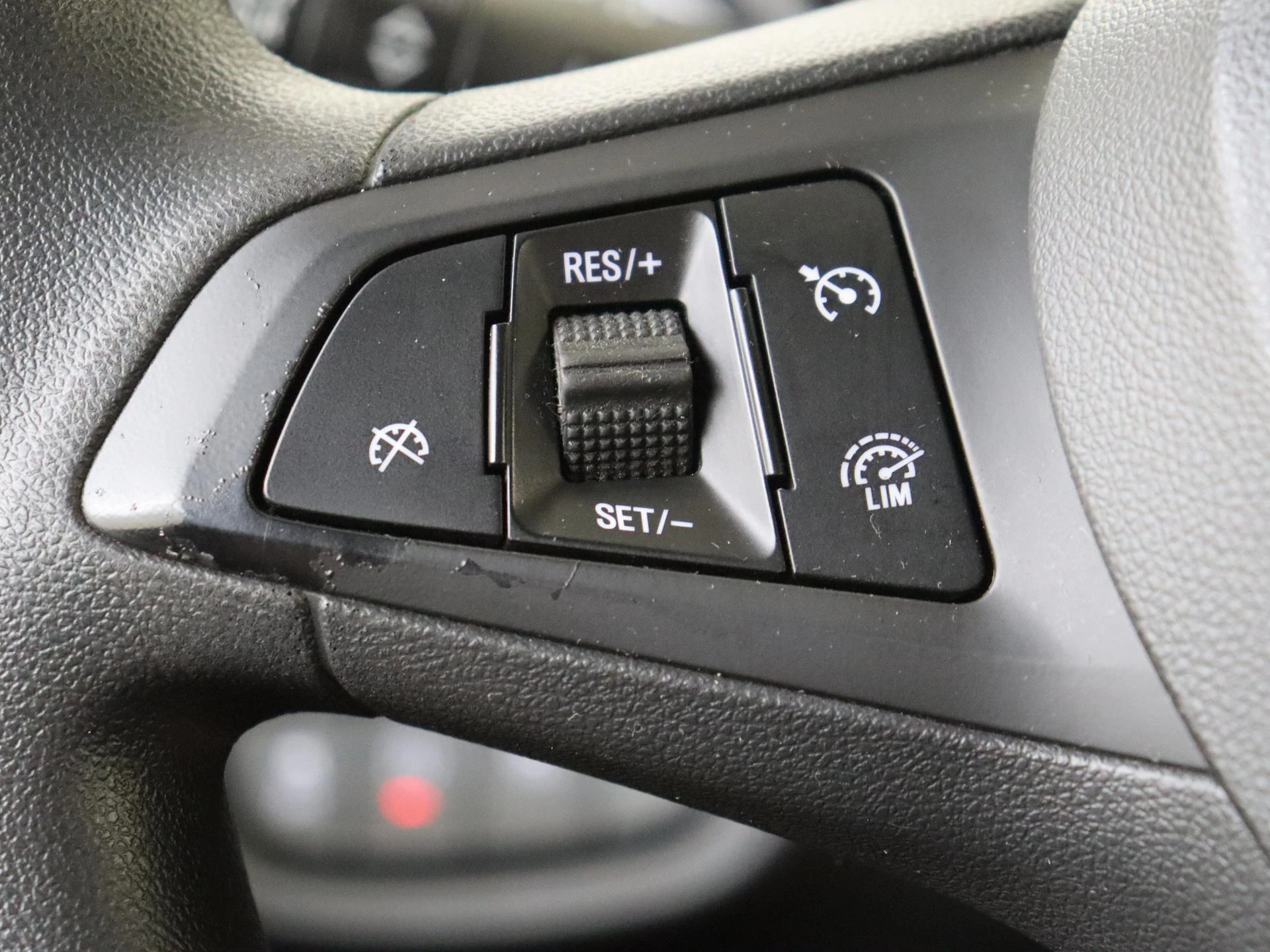 Opel-KARL-image-11