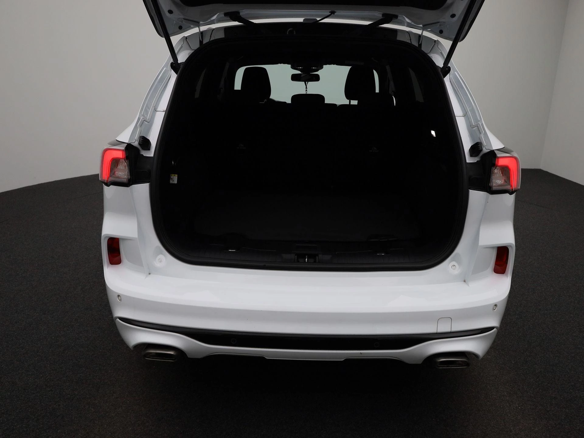 Ford-Kuga-image-12