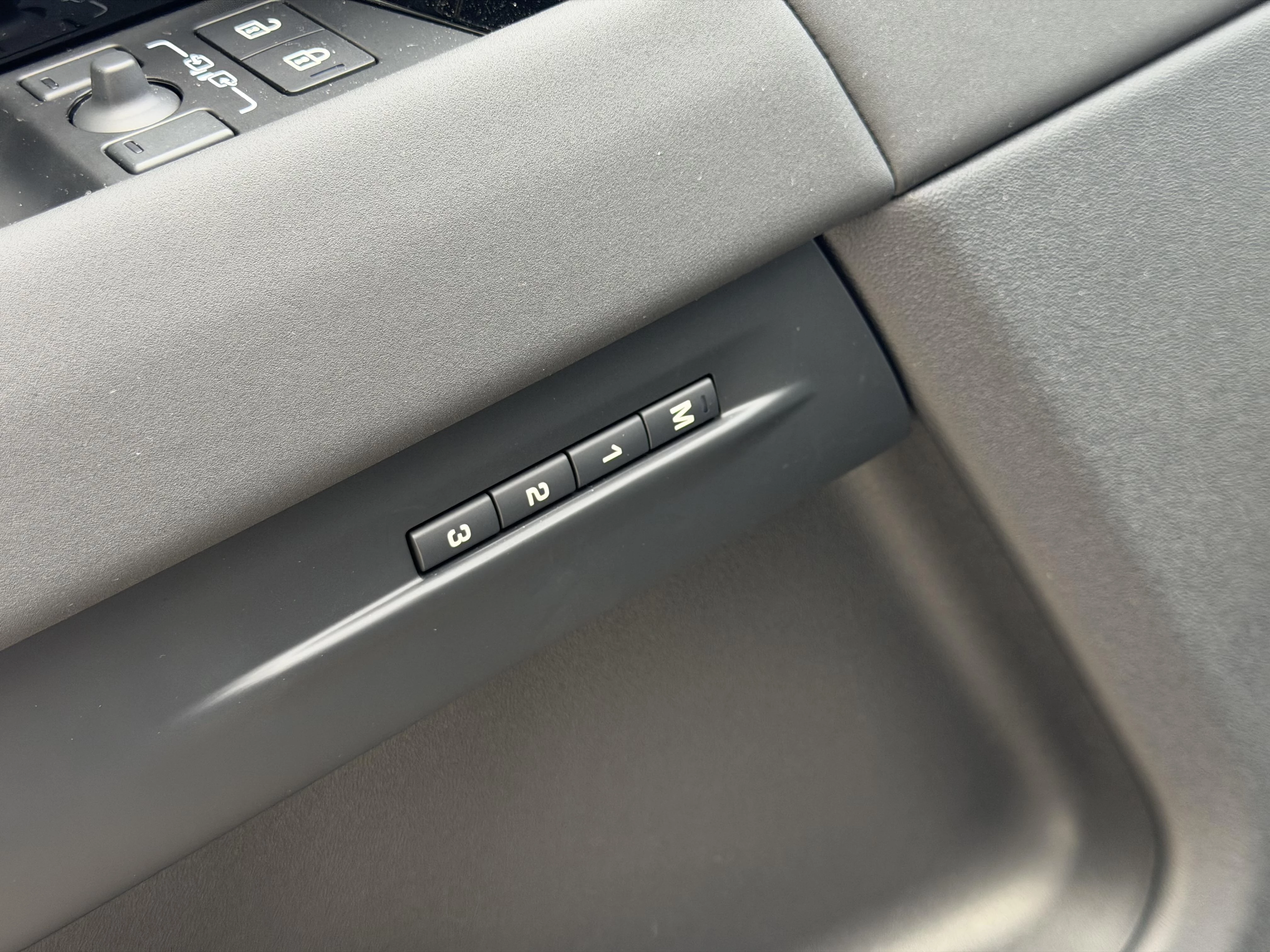 Land Rover Range Rover Evoque P160 S FWD Auto. 26.5MY