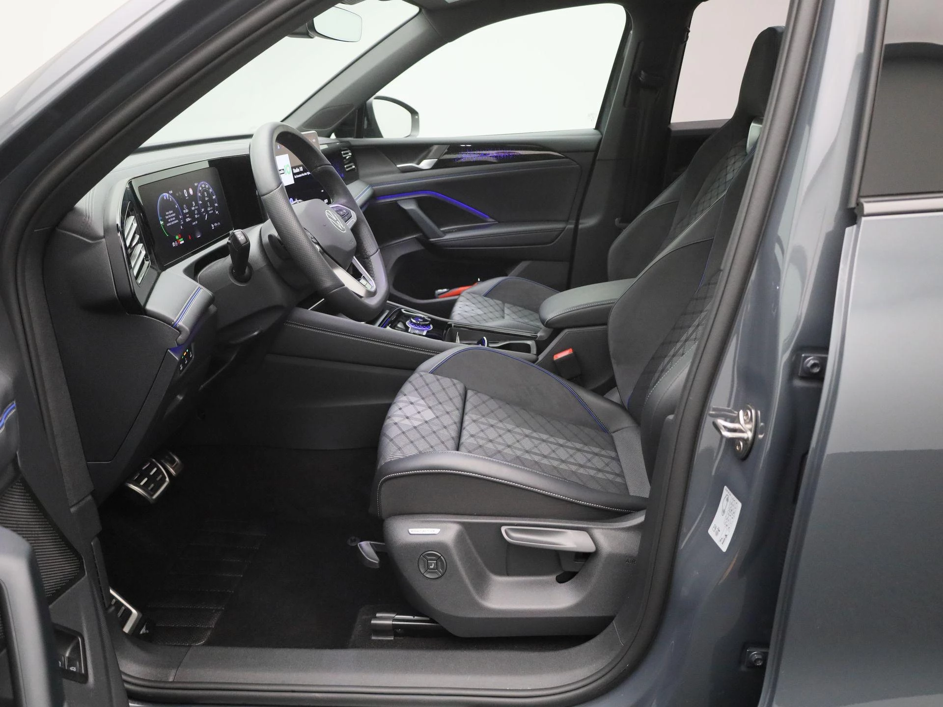 Volkswagen Tiguan 1.5 eHybrid R-Line Edition 204 PK|