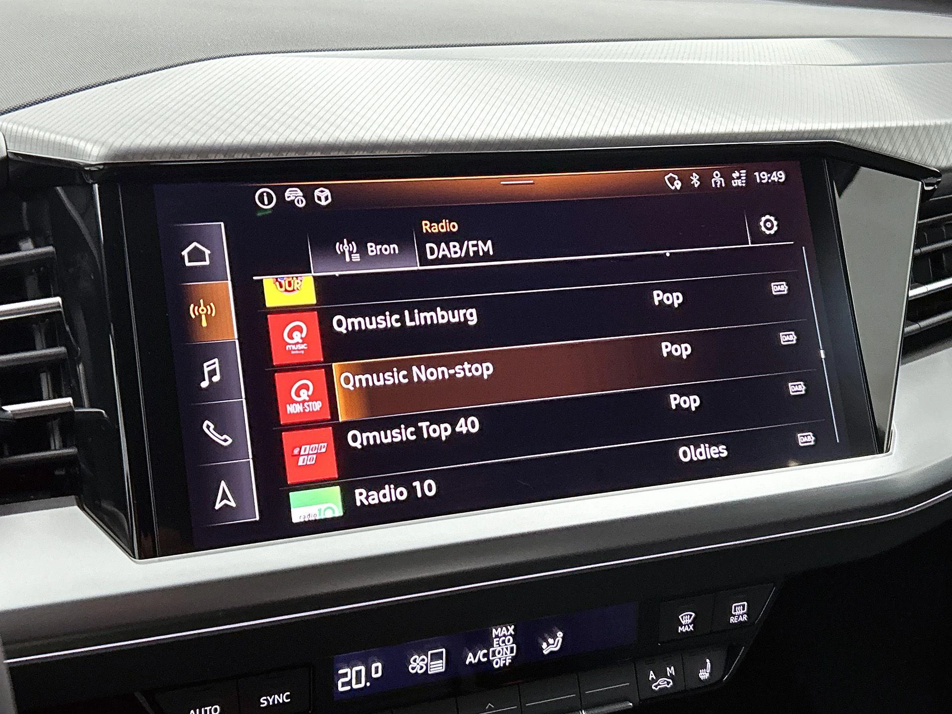 Audi-Q4 e-tron-image-24