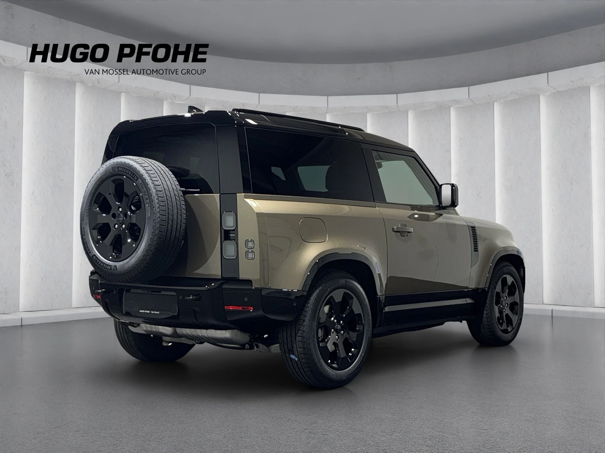 Land Rover-Defender-image-1