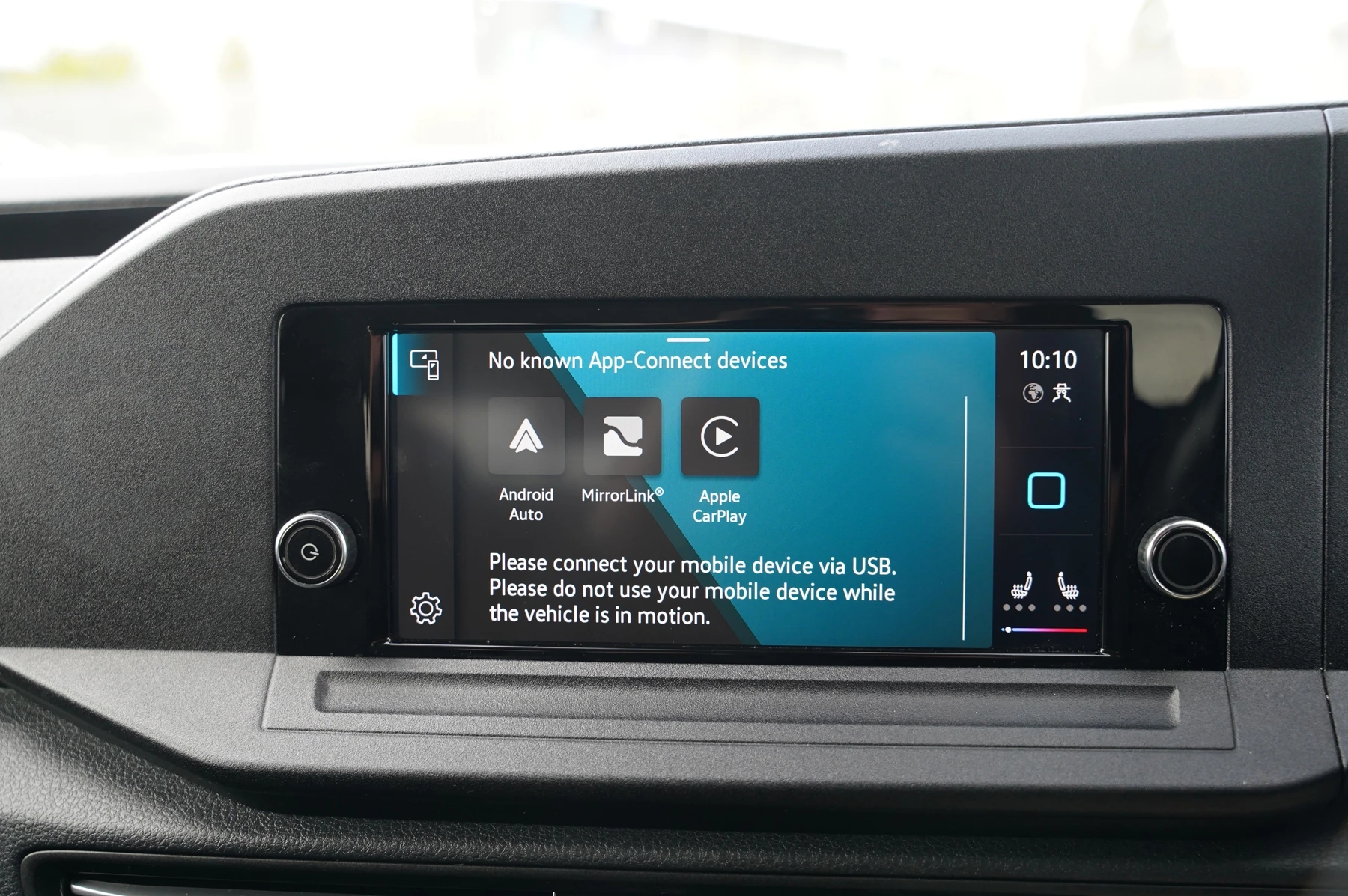 Volkswagen-Caddy-image-26