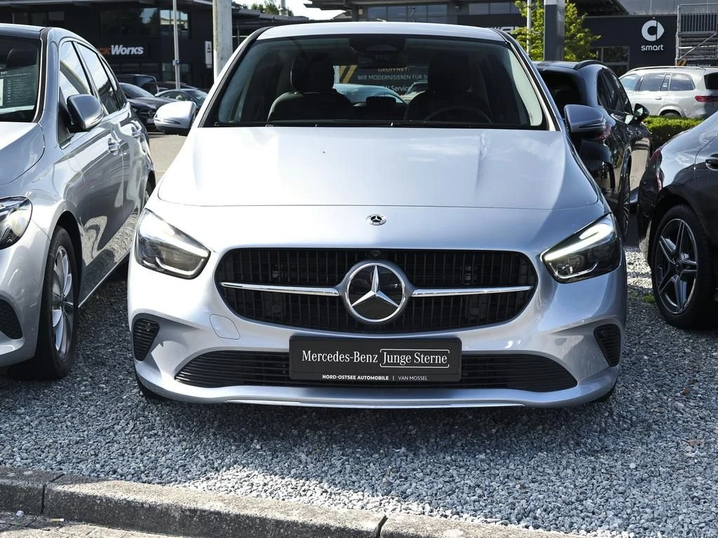 Mercedes-Benz-B-Klasse 200-image-3