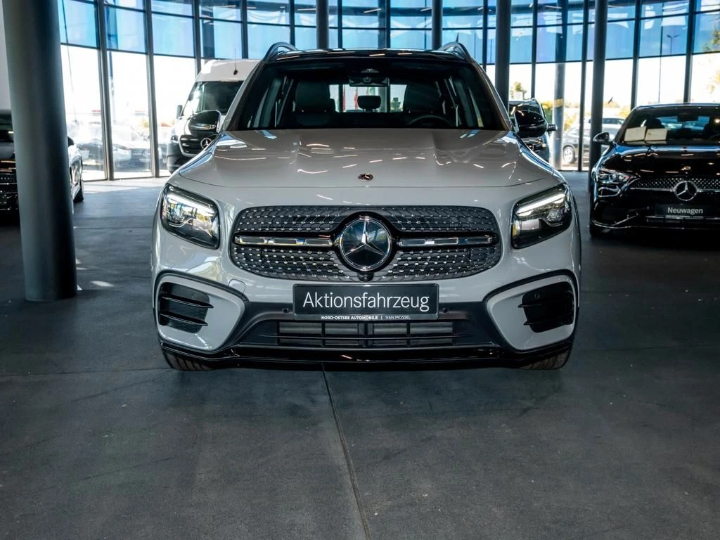 Mercedes-Benz-GLB 200 d-image-2