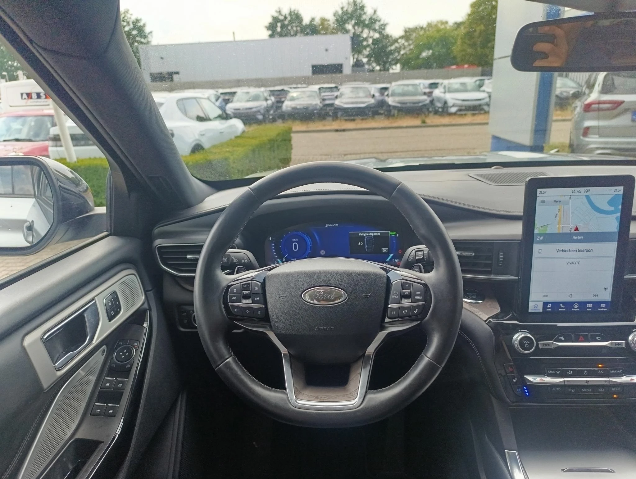 Ford-Explorer-image-16
