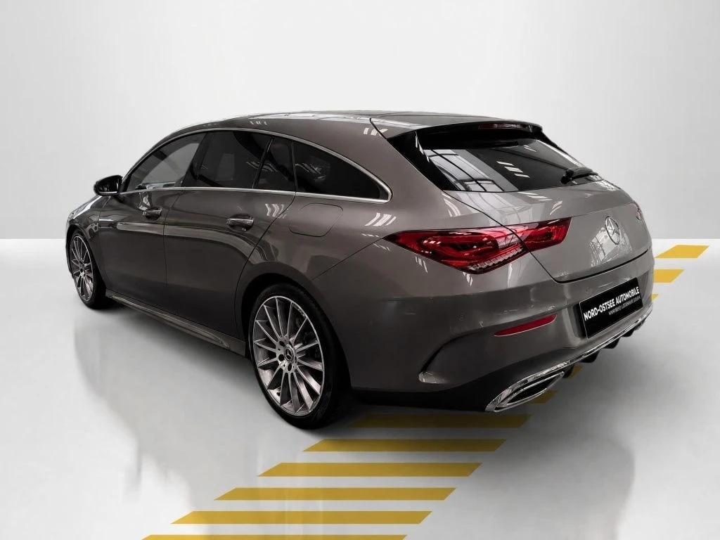 Mercedes-Benz-CLA 180-image-12
