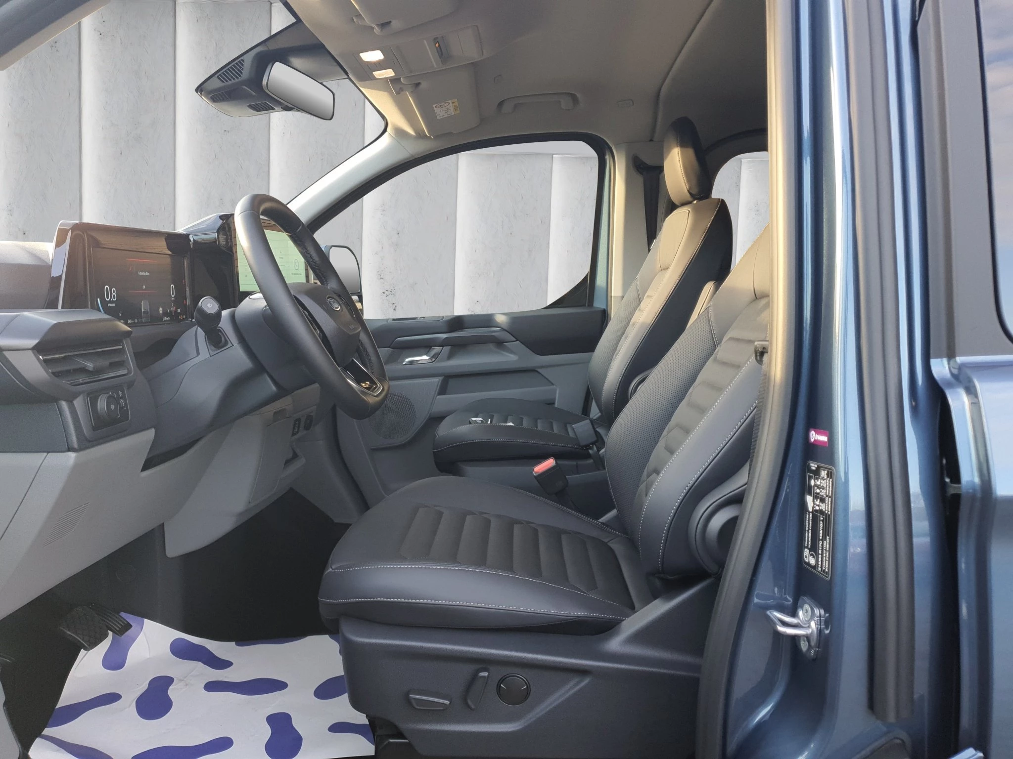 Ford-Tourneo Custom-image-9