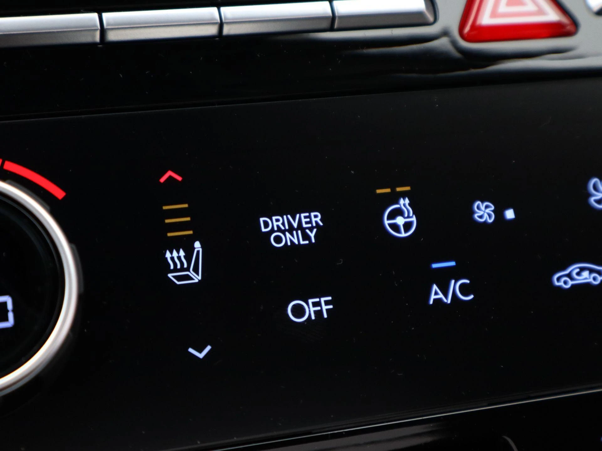 Hyundai-Santa Fe-image-22