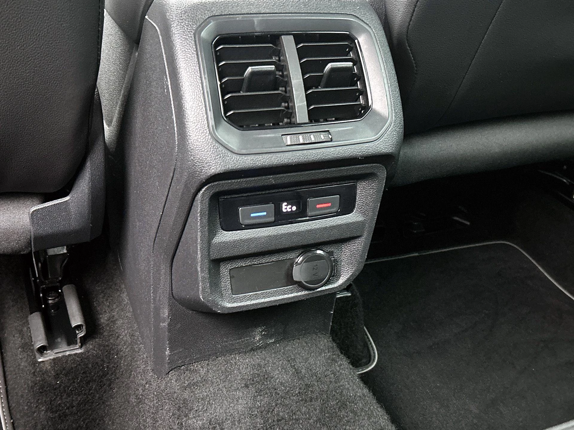 Volkswagen Tiguan 1.4 TSI eHybrid R-Line Business+