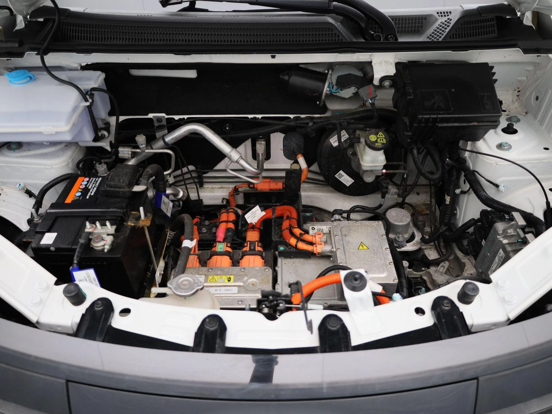 Dacia-Spring-image-27