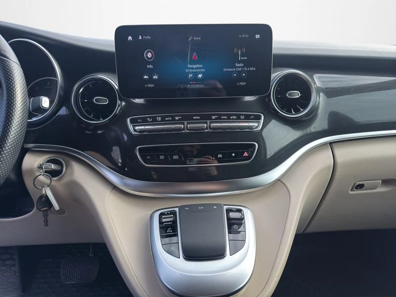 Mercedes-Benz-Marco Polo-image-13