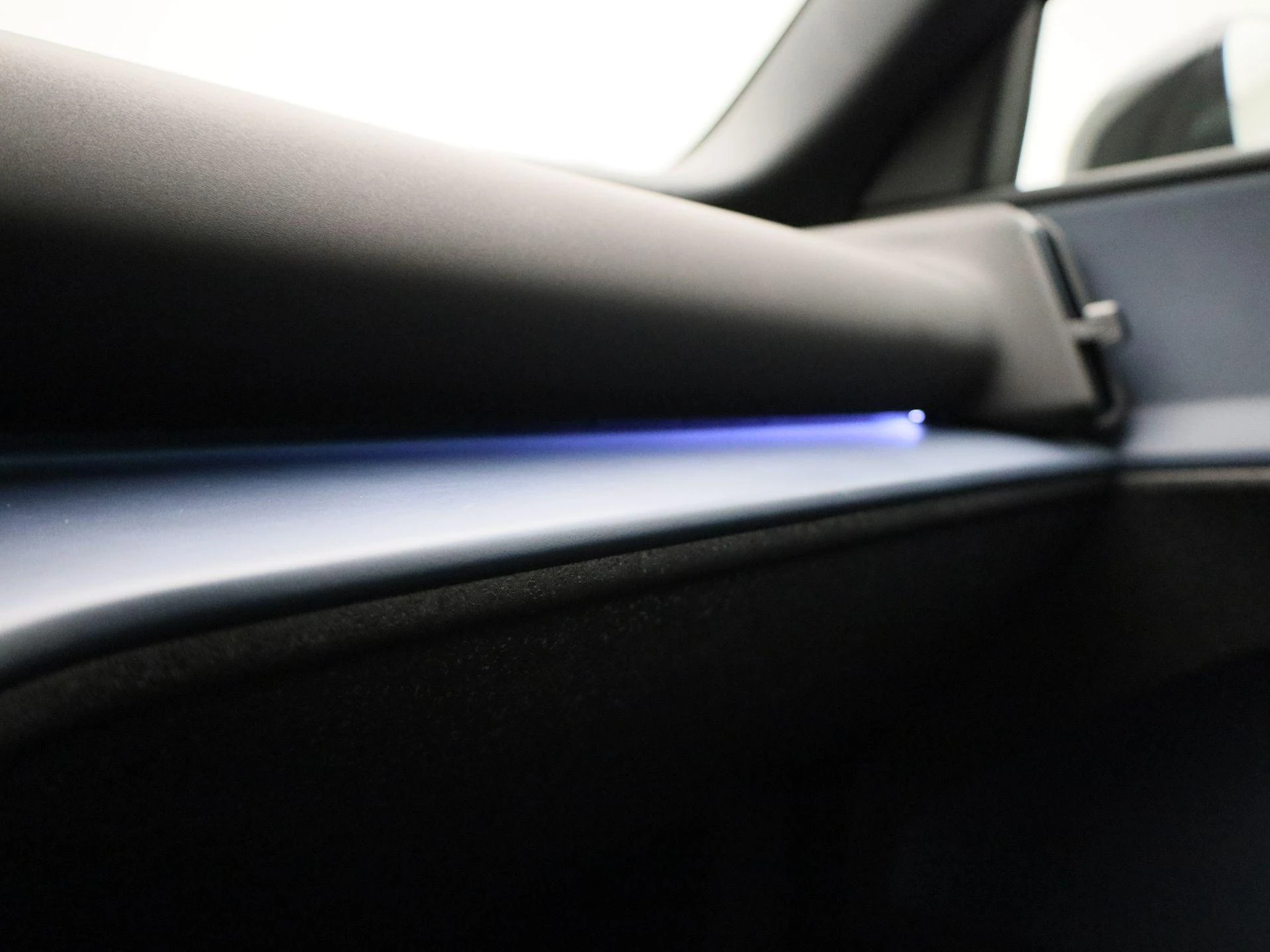 Volvo-EX30-image-28