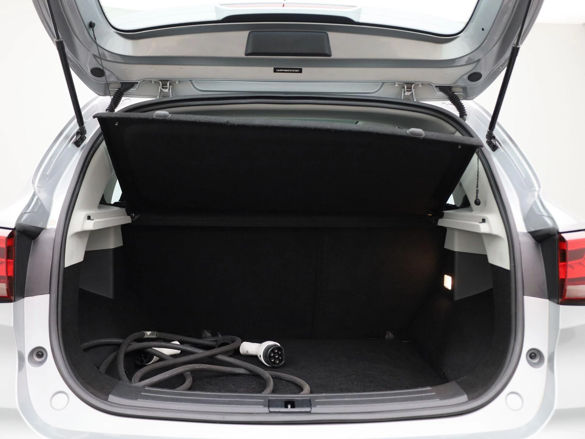 MG ZS EV MG EV Long Range Luxury 70 kWh