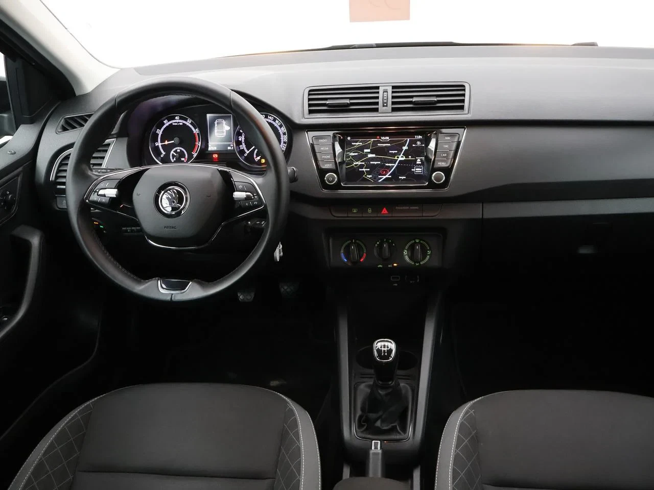 Škoda-Fabia-image-13