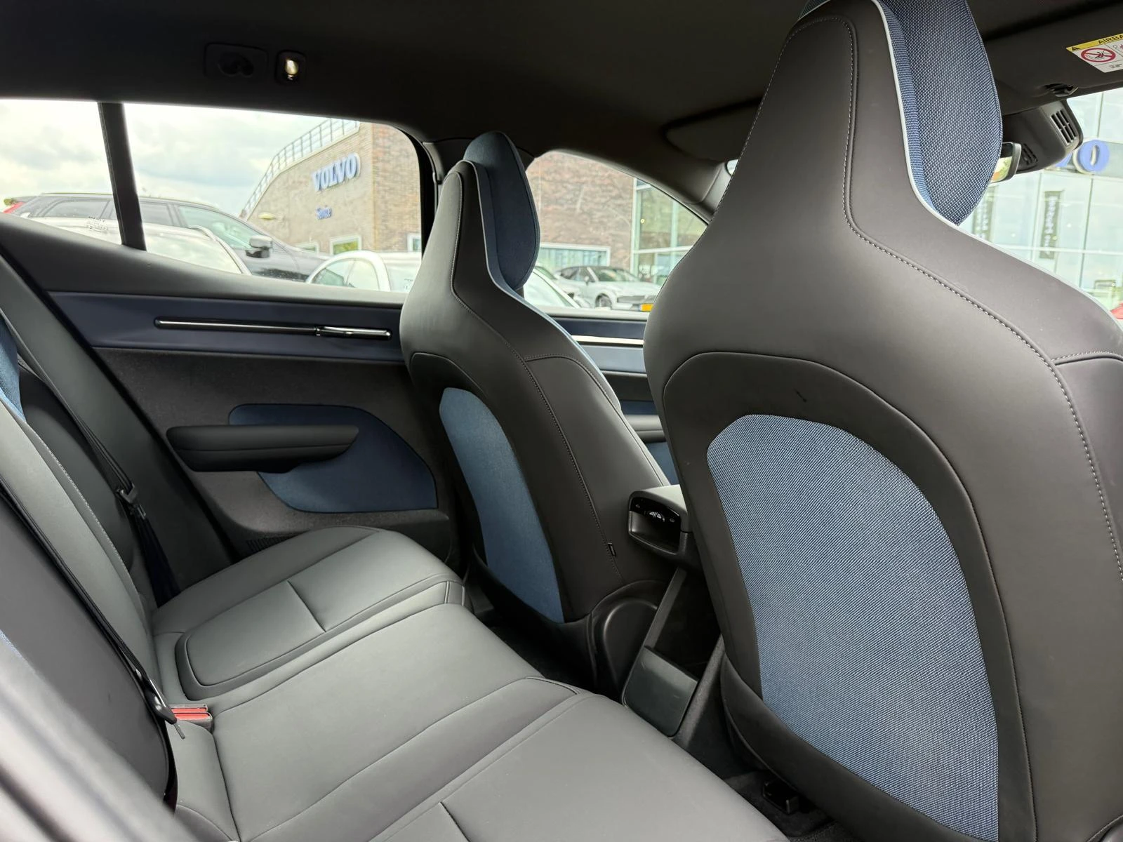 Volvo-EX30-image-14