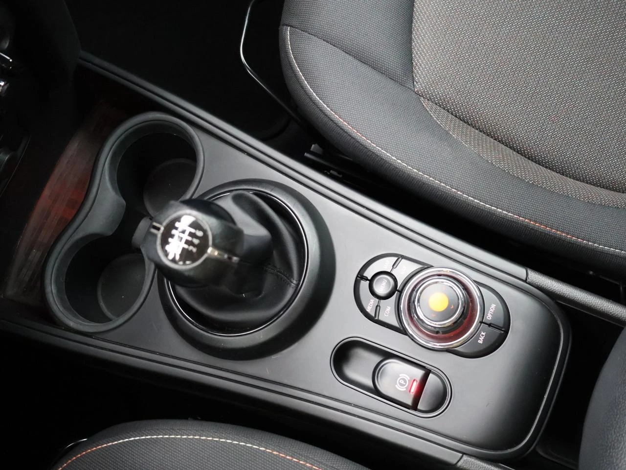 MINI Countryman Mini (F60 LCI) Mini Countryman 1.5 136PK*NAVIPRO*SFEERVERLICHTING*LED*KEYLESSENTRY*TREKHAAK*