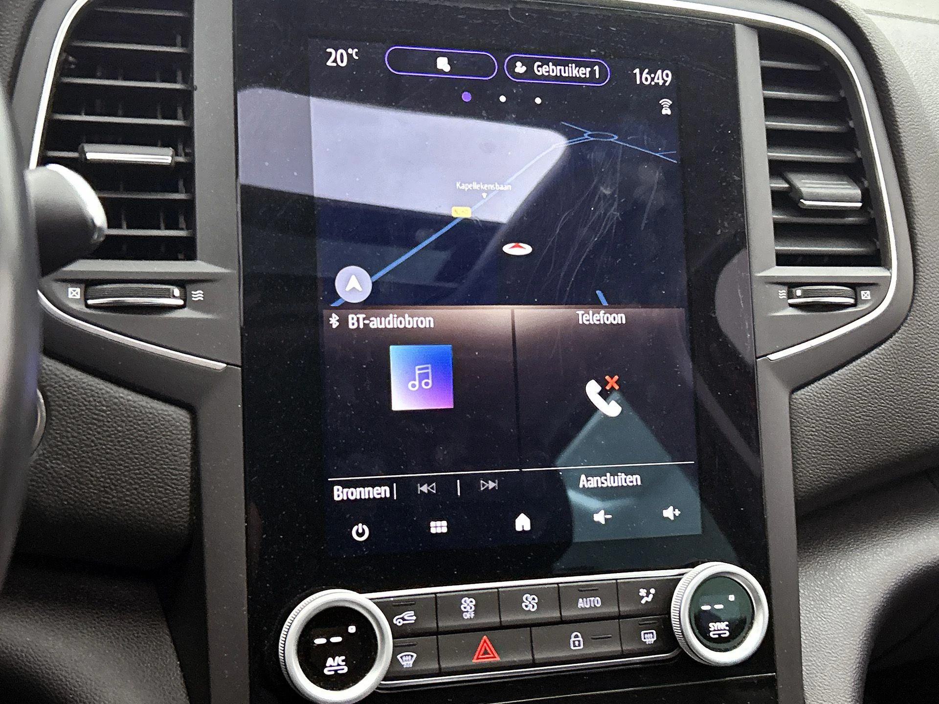 Renault-Megane E-Tech-image-36