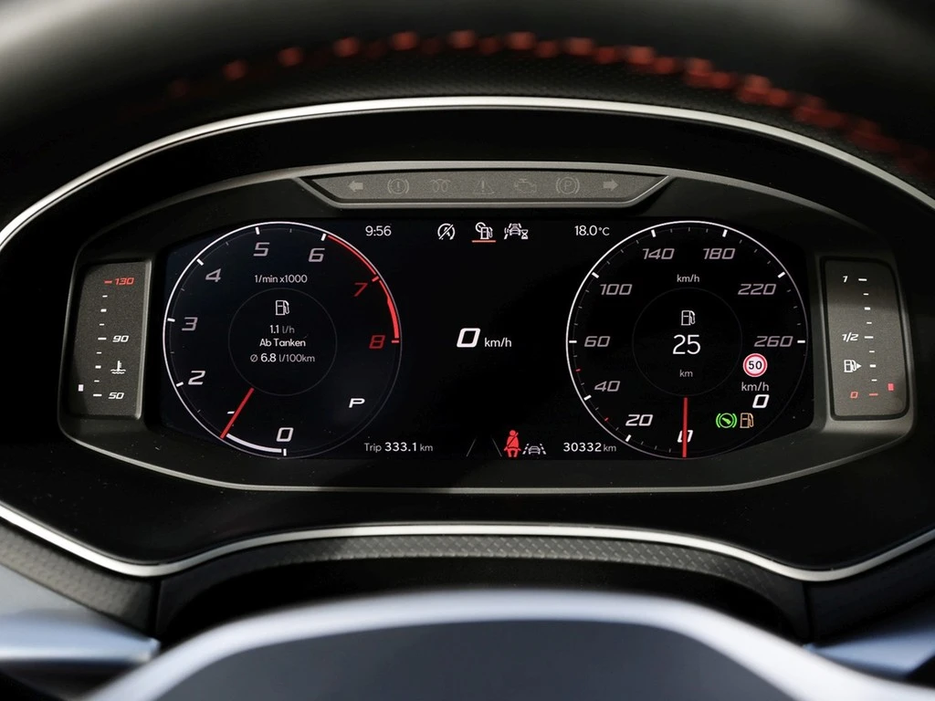 SEAT-Arona-image-14