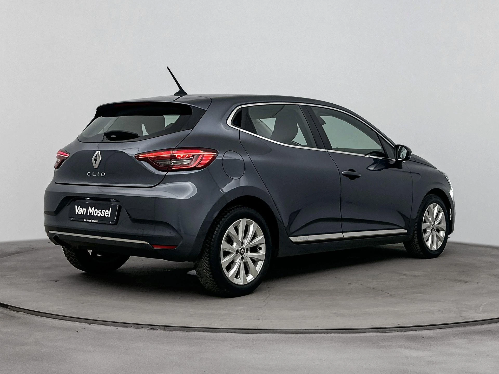 Renault-Clio-image-3