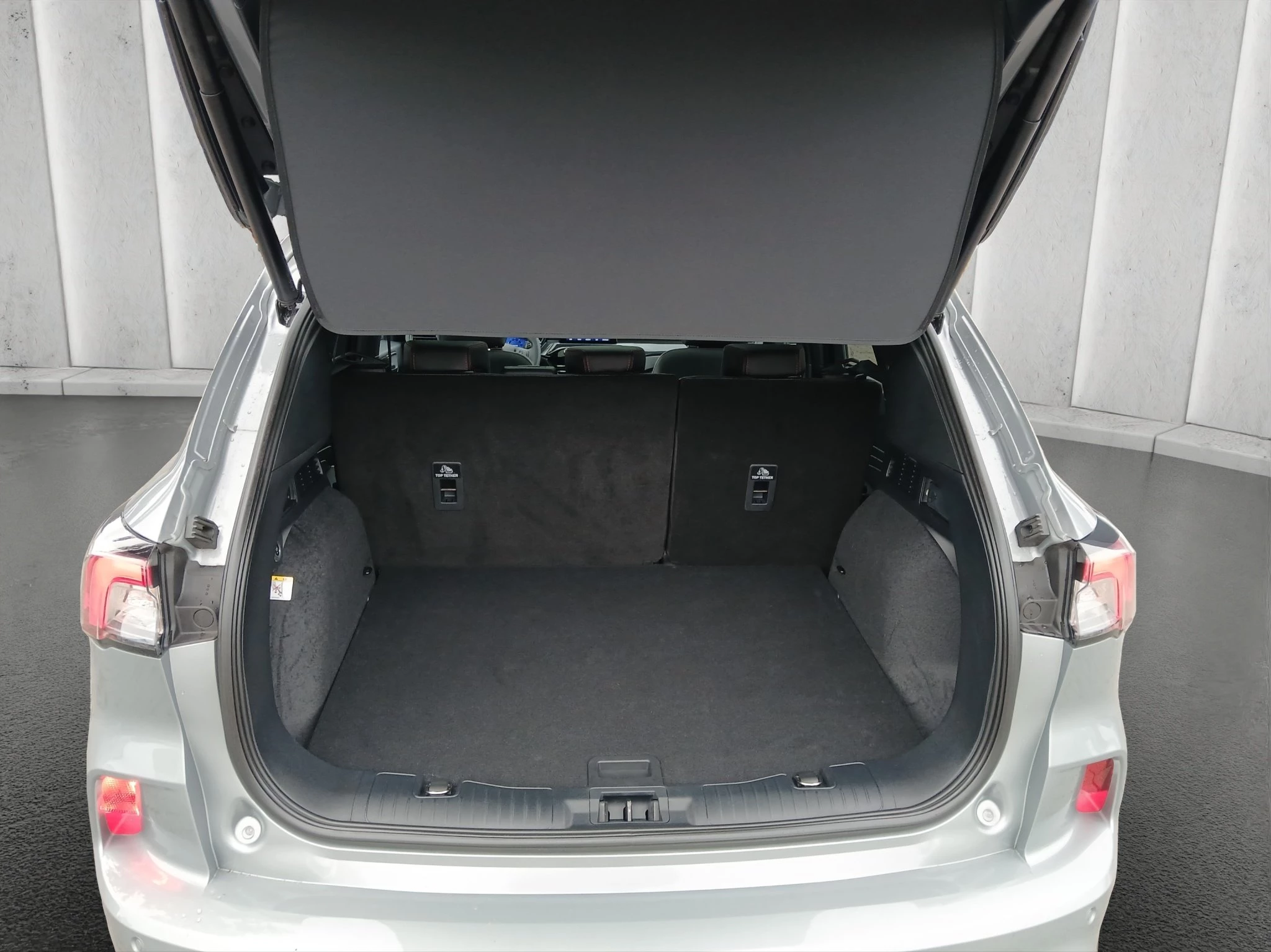 Ford Kuga ST-Line X*PANO*AHK*KAM*ACC*NAVI*SOUND-SYS.