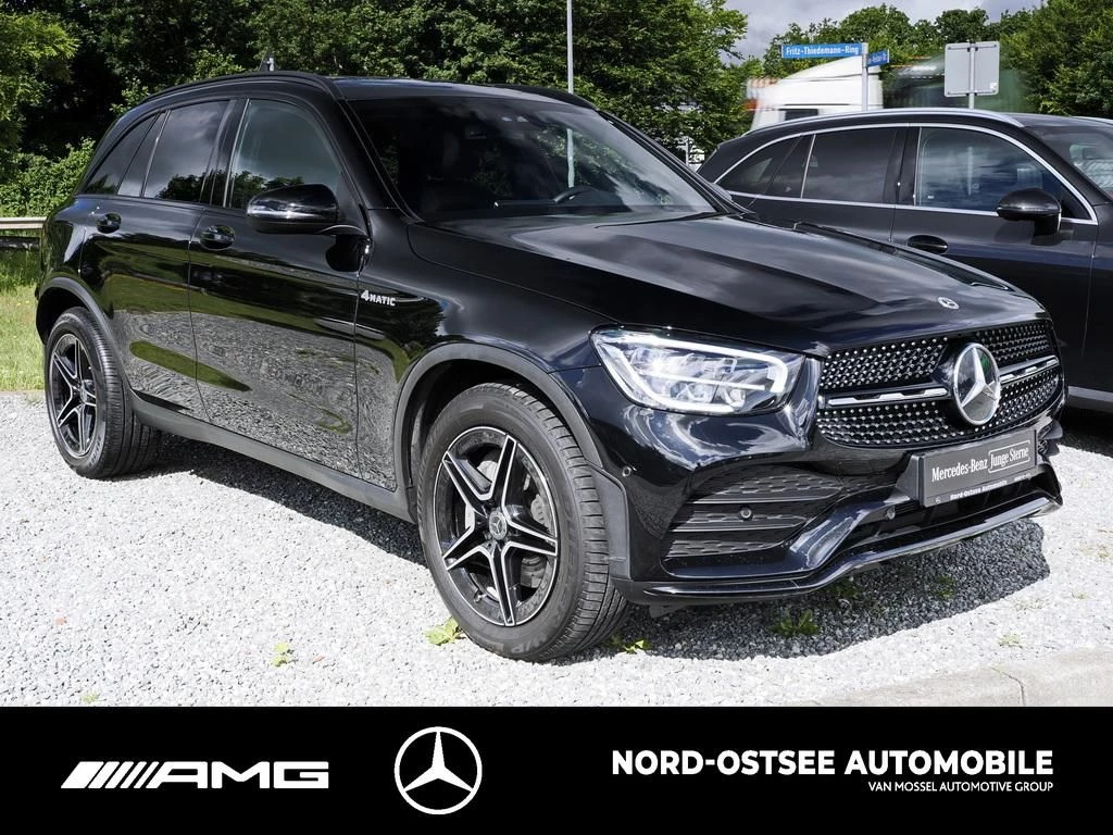 Mercedes-Benz GLC 200 4M AMG NIGHT DIST TEMPO MBUX LED AMG Line