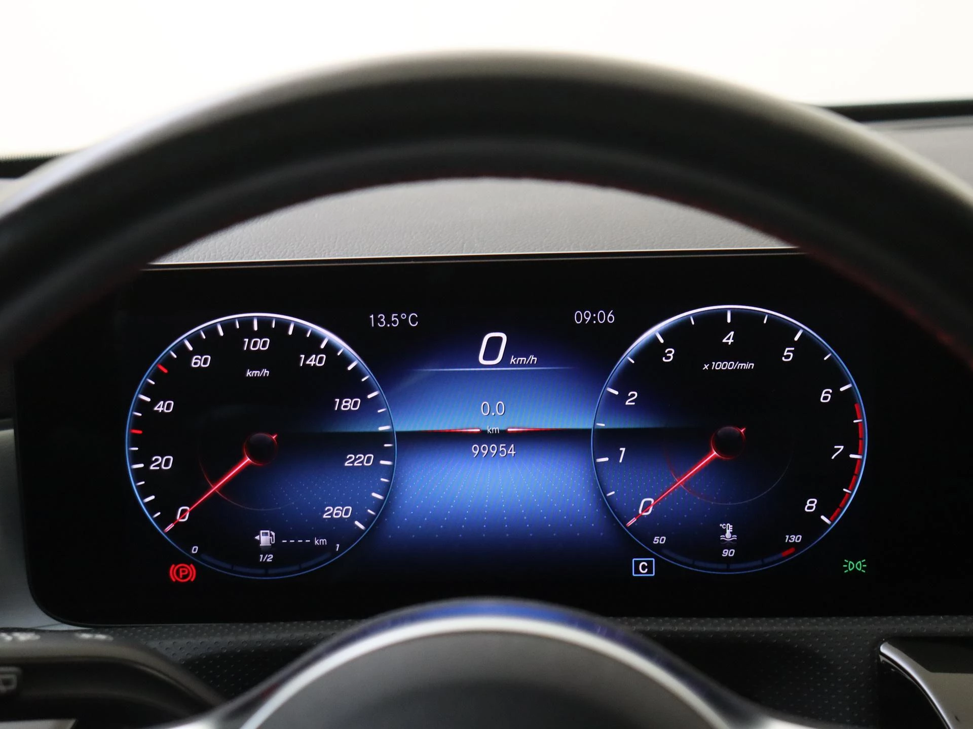 Mercedes-Benz-A-Klasse-image-14