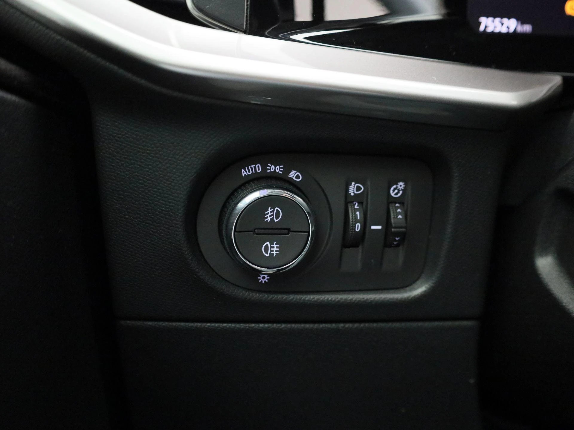 Opel-Mokka-image-25
