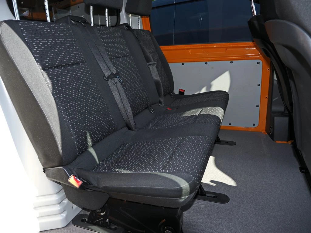 Mercedes-Benz-Vito 114-image-11