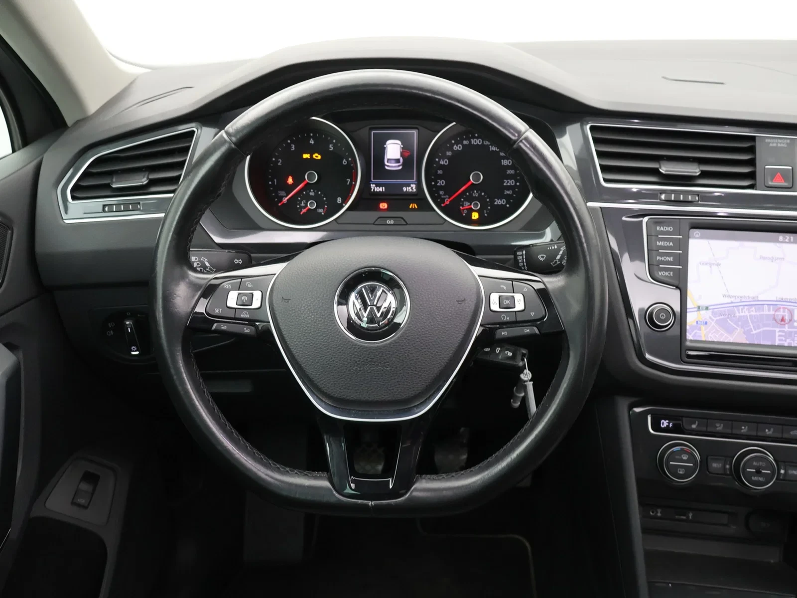 Volkswagen Tiguan Tiguan Comfortline 1.4TSI 150PK *TREKHAAK*LEDER*PANODAK*ACC*CAMERA*PDC*...*