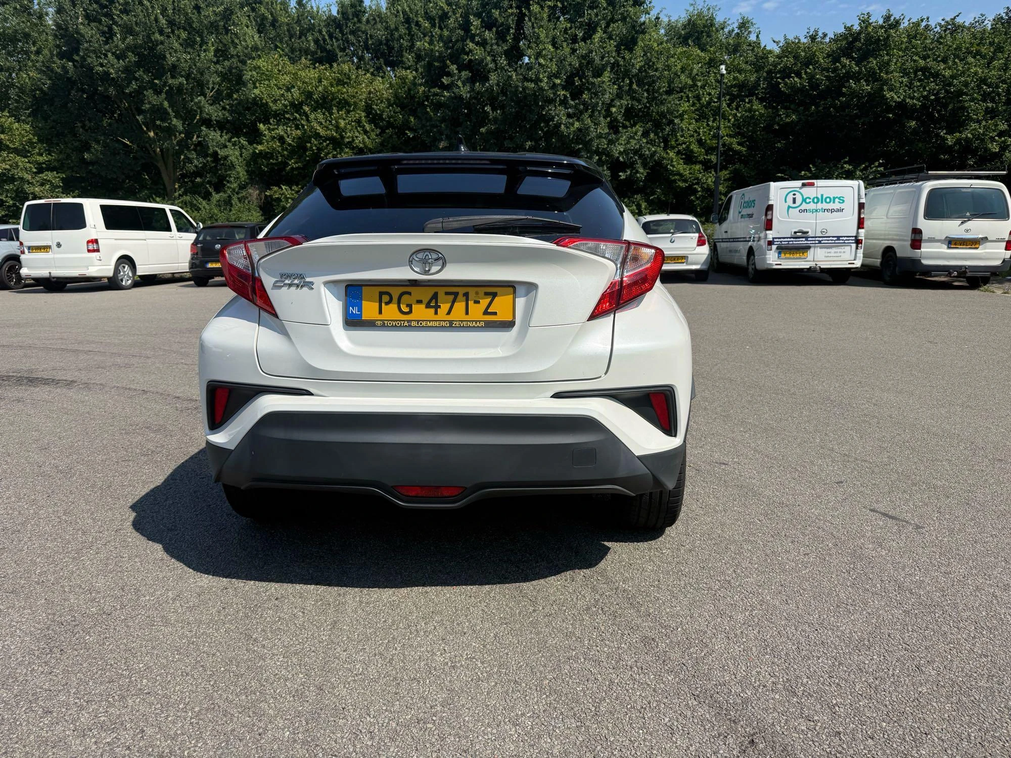 Toyota C-HR 1.2 Bi-Tone 116 PK