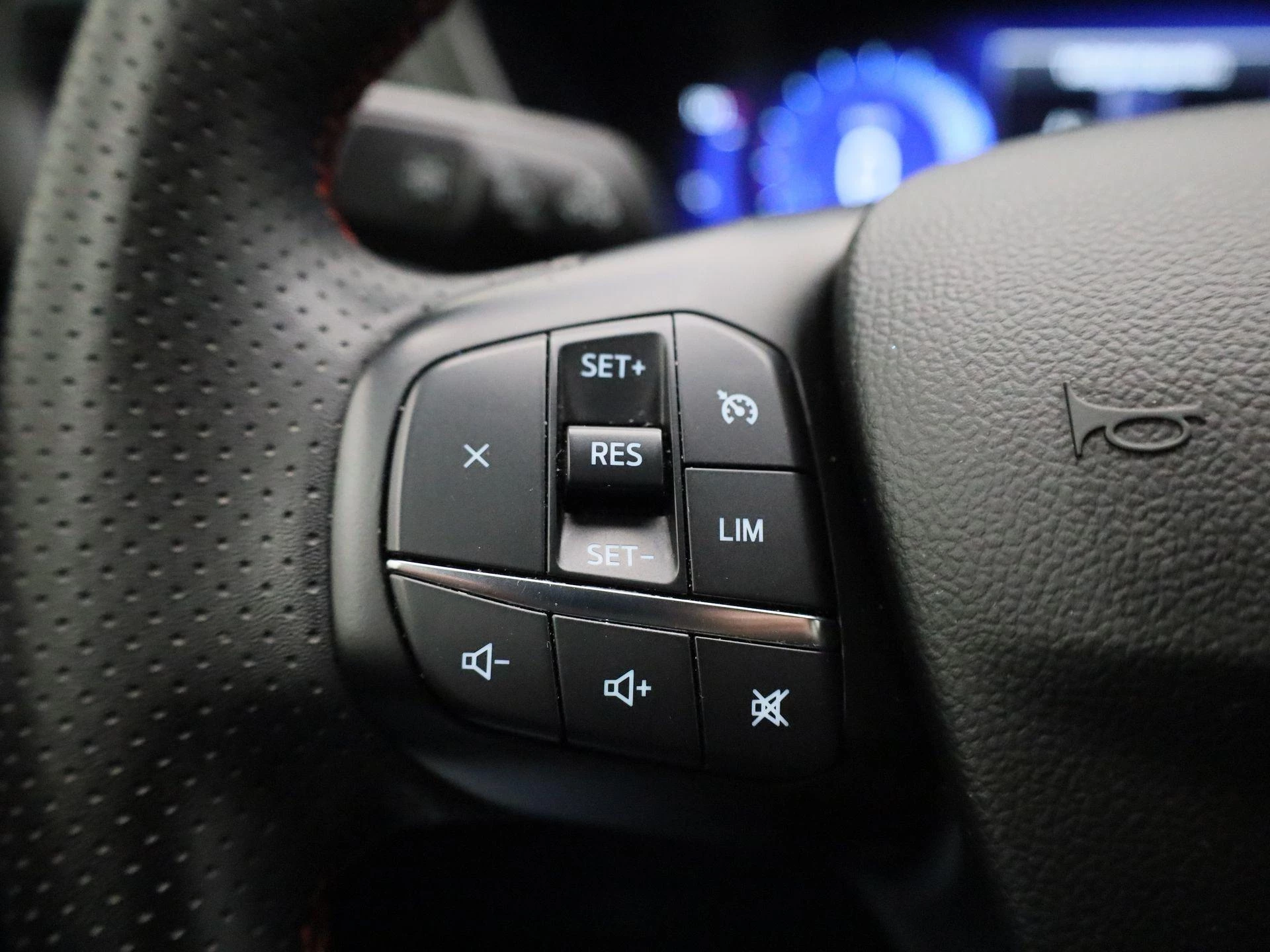 Ford-Kuga-image-22