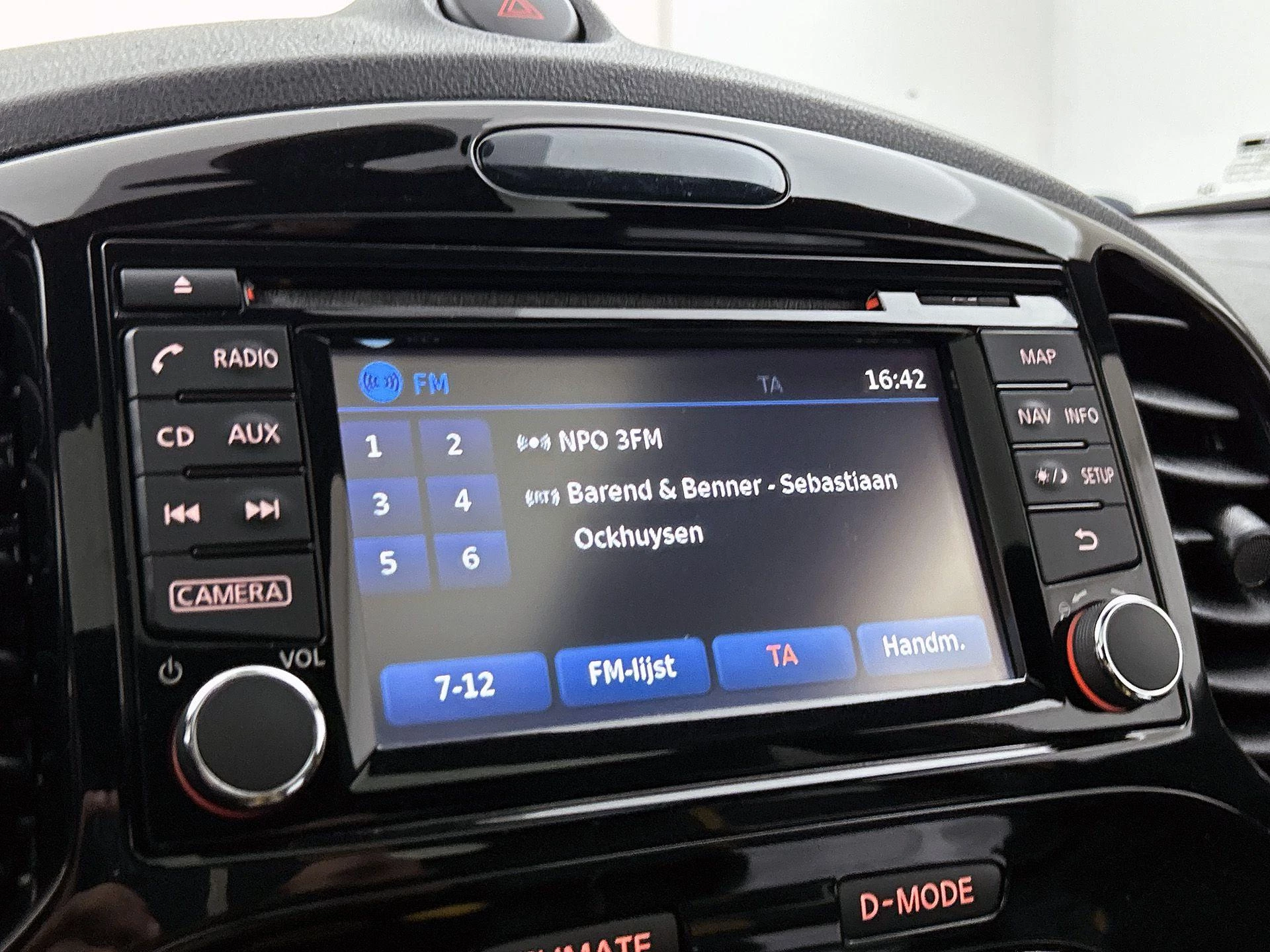 Nissan-Juke-image-6