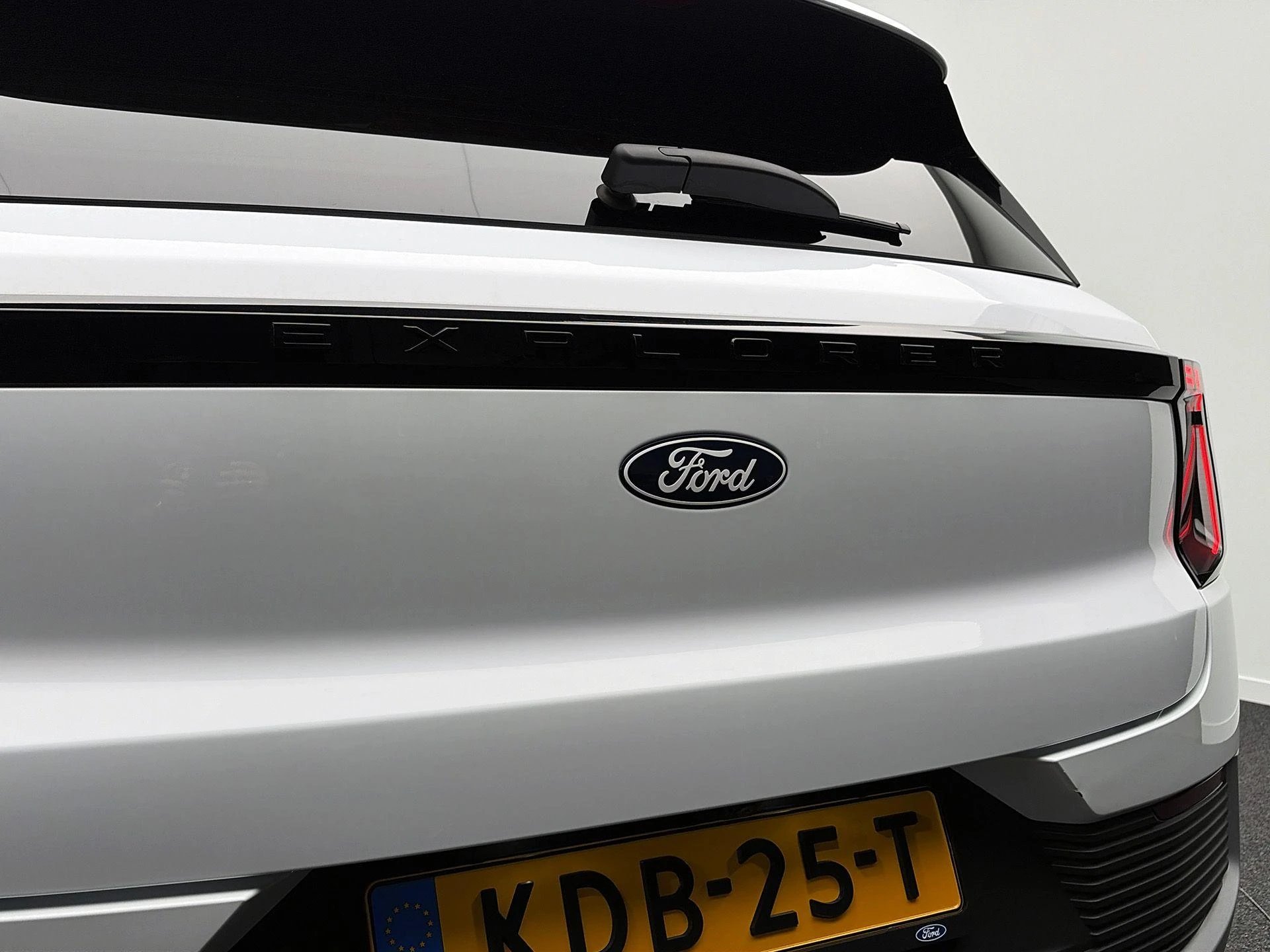 Ford-Explorer-image-11