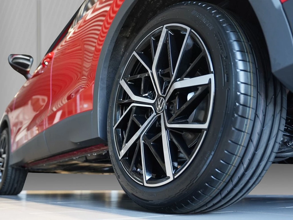 Volkswagen Tiguan 1,5 l eTSI DSG Elegance AHK LM20" VAL VSA