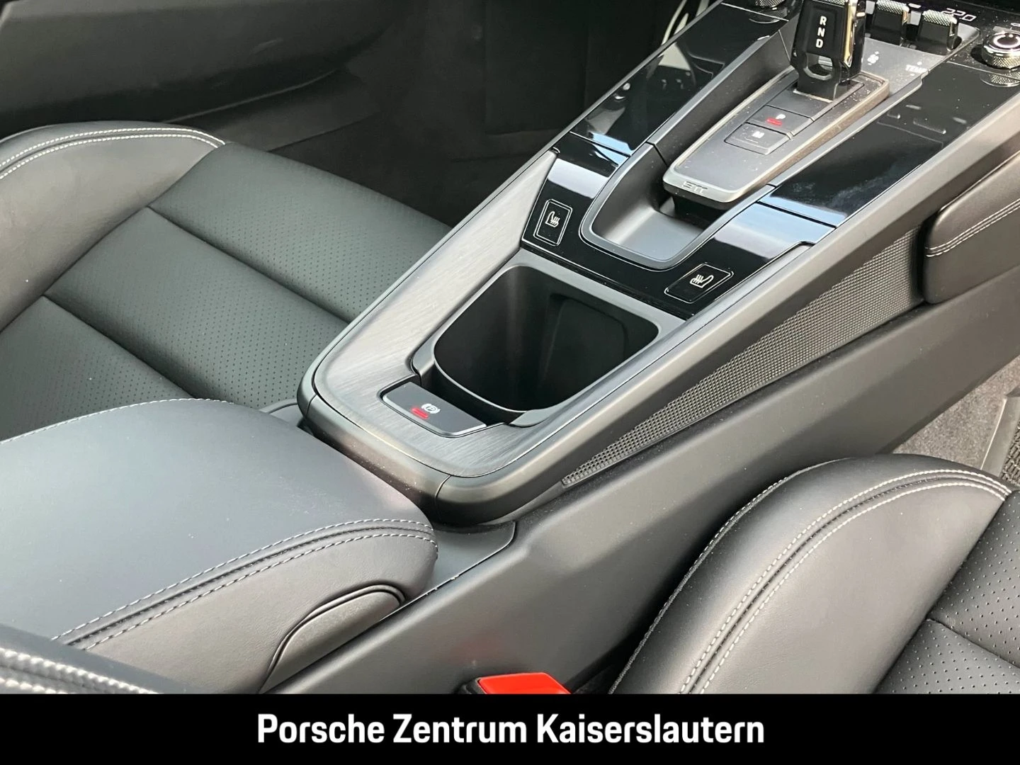 Porsche-911-image-31